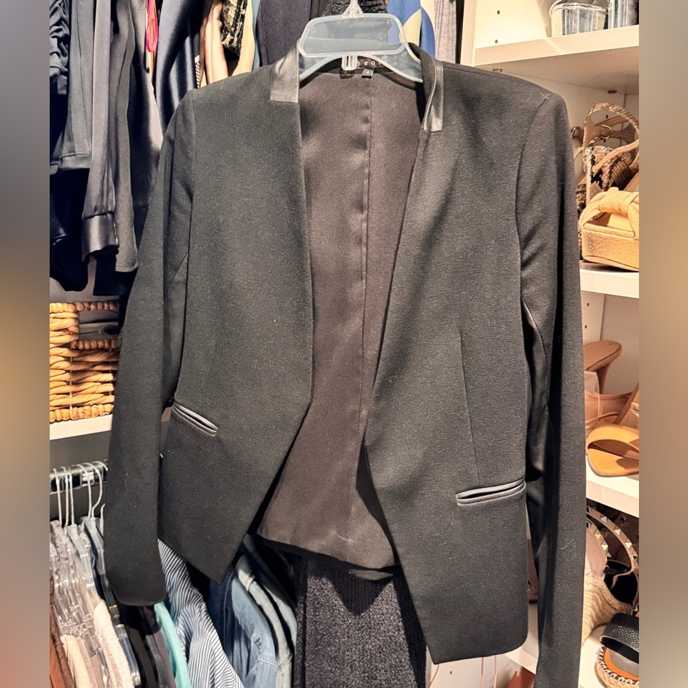 Theory blazer with leather trim Size 4